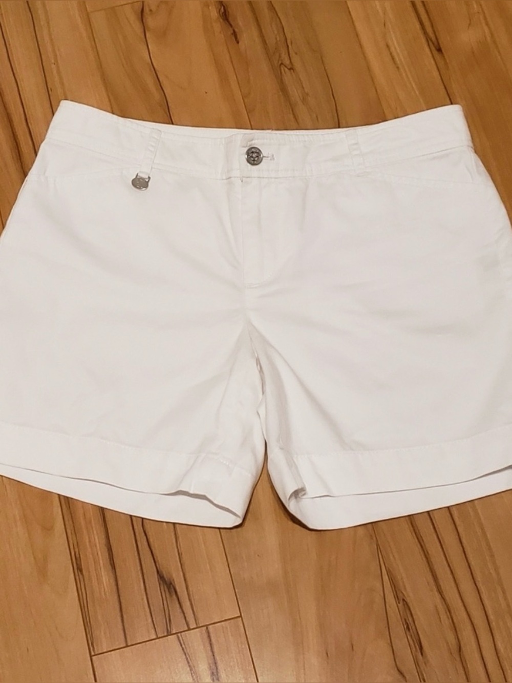 LAUREN RALPH LAUREN WHITE SHORT SIZE 2